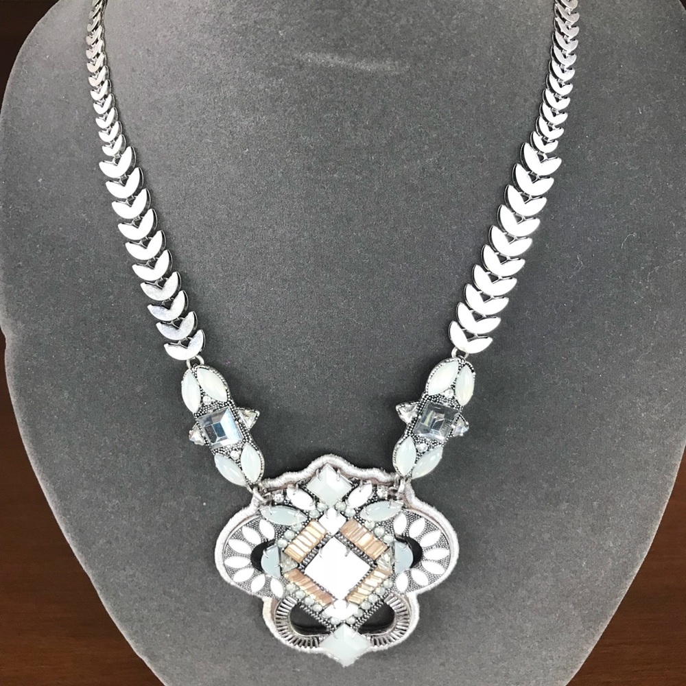 Stella & Dot Necklace